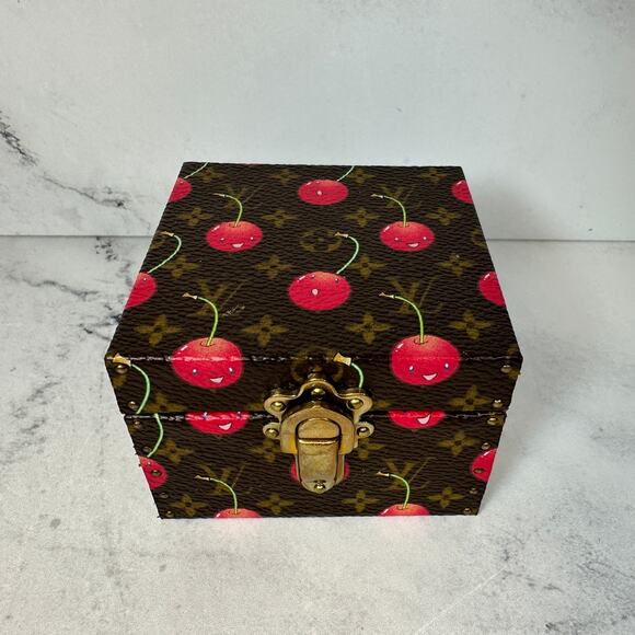 Louis Vuitton Cherry Trunk Case Ring Box Monogram Cerises Mini Vintage Murakami - Picture 8 of 14